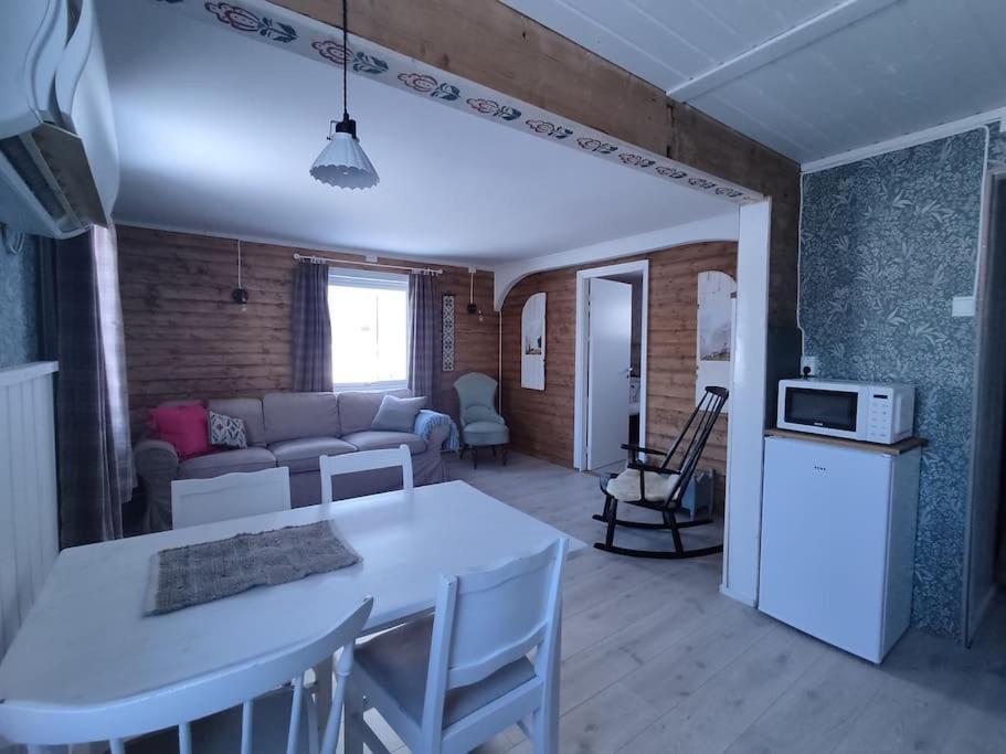 Appartamento Norwegian House Maria Stua Mefjordvær Esterno foto