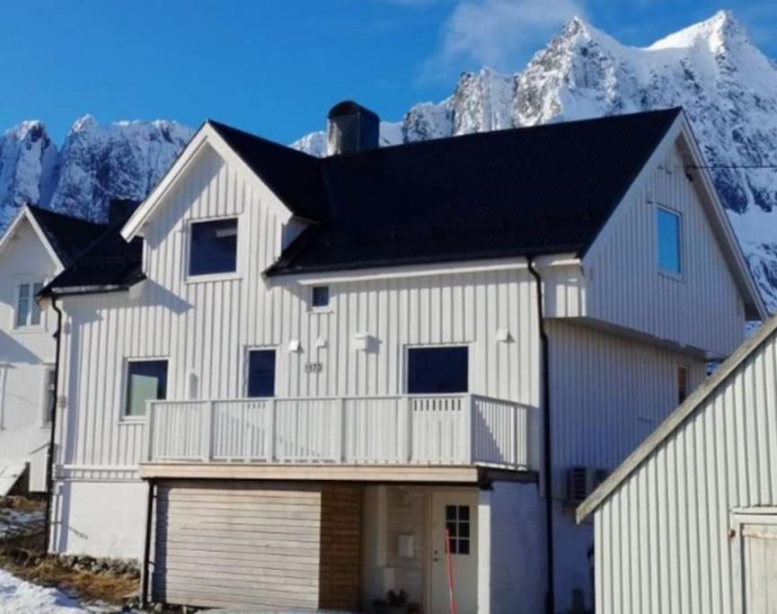 Appartamento Norwegian House Maria Stua Mefjordvær Esterno foto