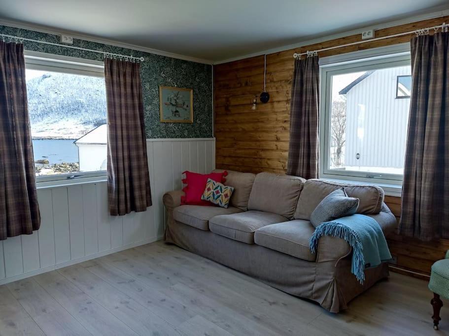 Appartamento Norwegian House Maria Stua Mefjordvær Esterno foto